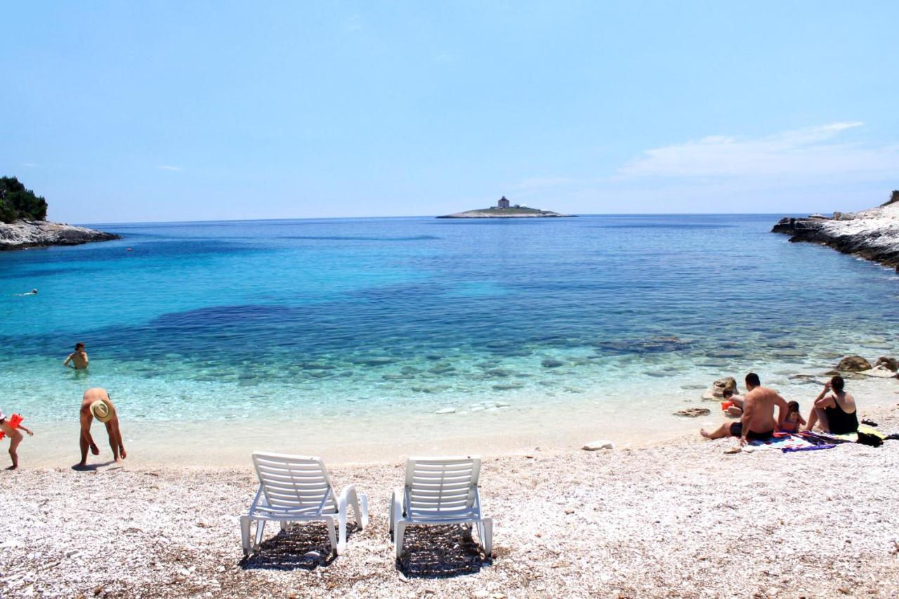 Apartments And Rooms With Parking Space Hvar - 15378 هفار المظهر الخارجي الصورة