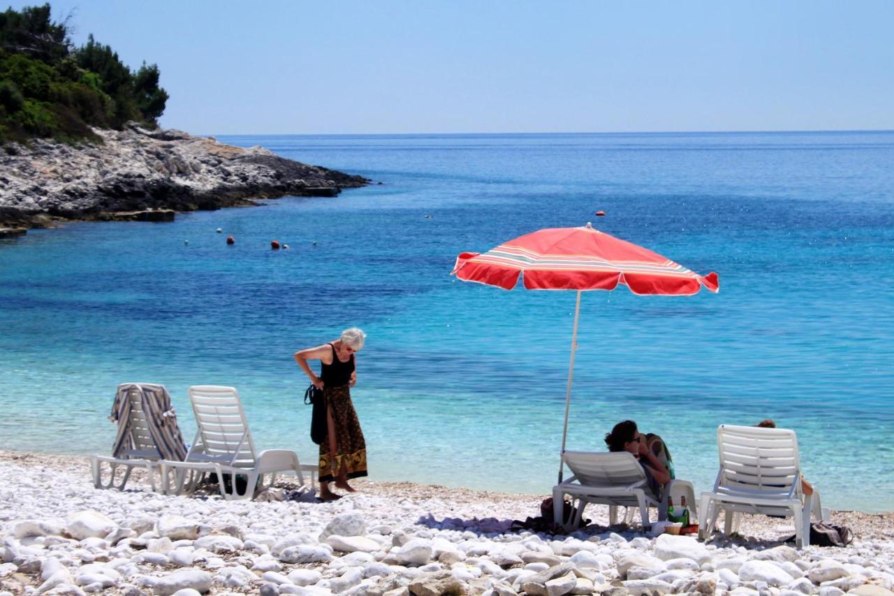 Apartments And Rooms With Parking Space Hvar - 15378 هفار المظهر الخارجي الصورة