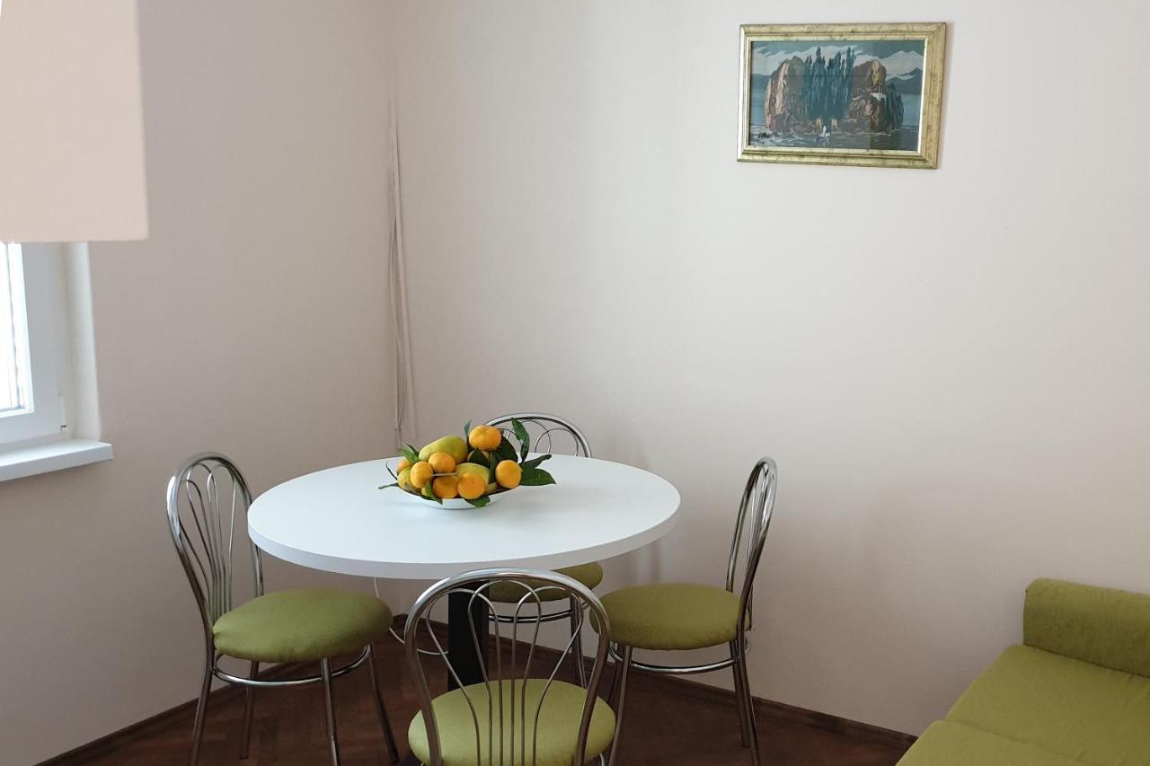 Apartments And Rooms With Parking Space Hvar - 15378 هفار المظهر الخارجي الصورة