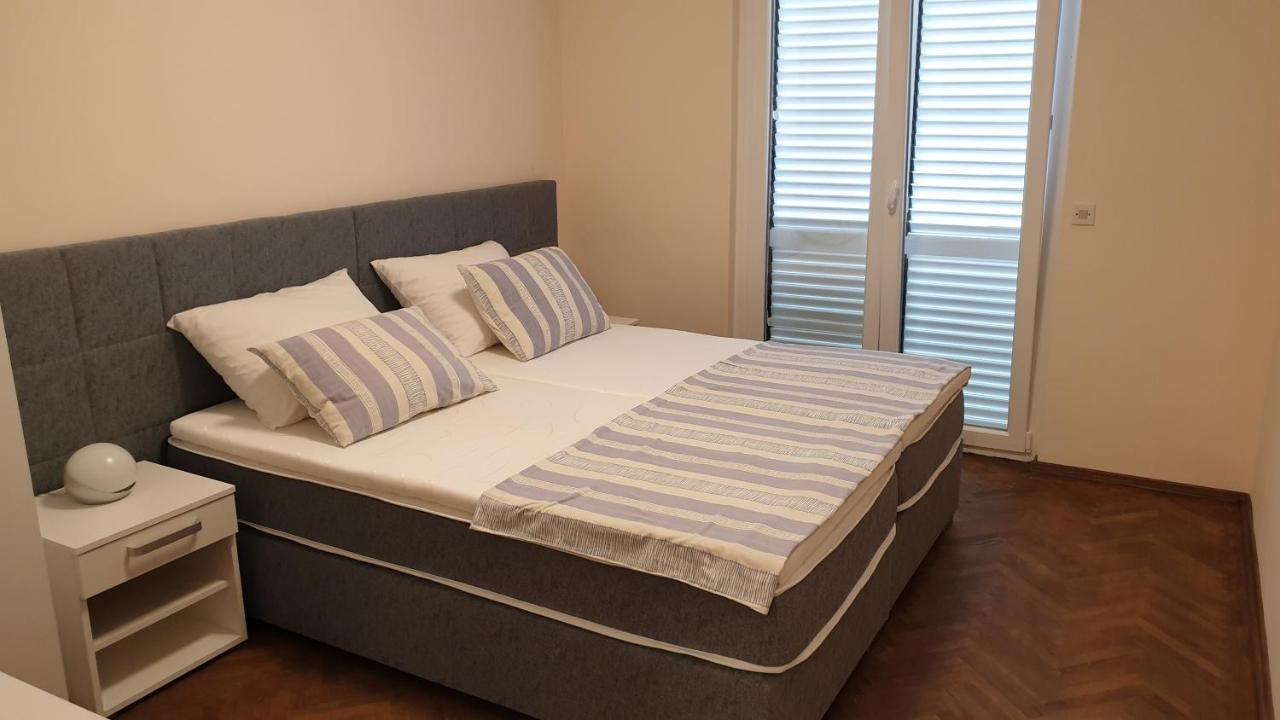 Apartments And Rooms With Parking Space Hvar - 15378 هفار المظهر الخارجي الصورة